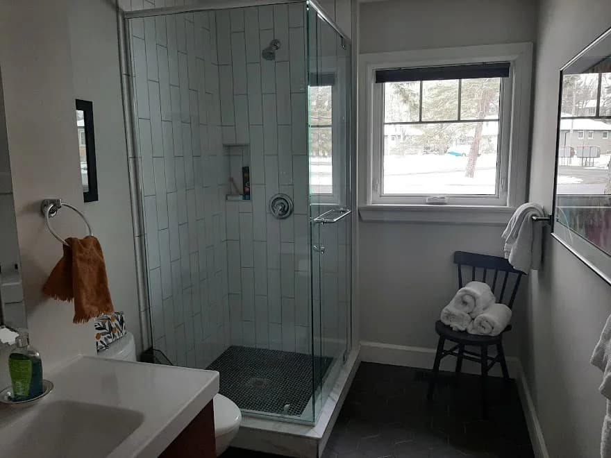 Albion Glass and Aluminum Inc.