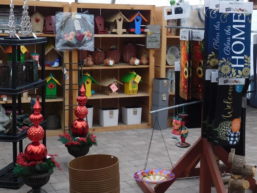 Manotick Gardens & Landscaping Supplies