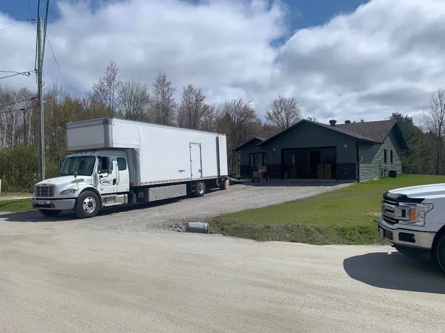 Ottawa Moving Company - AMJ